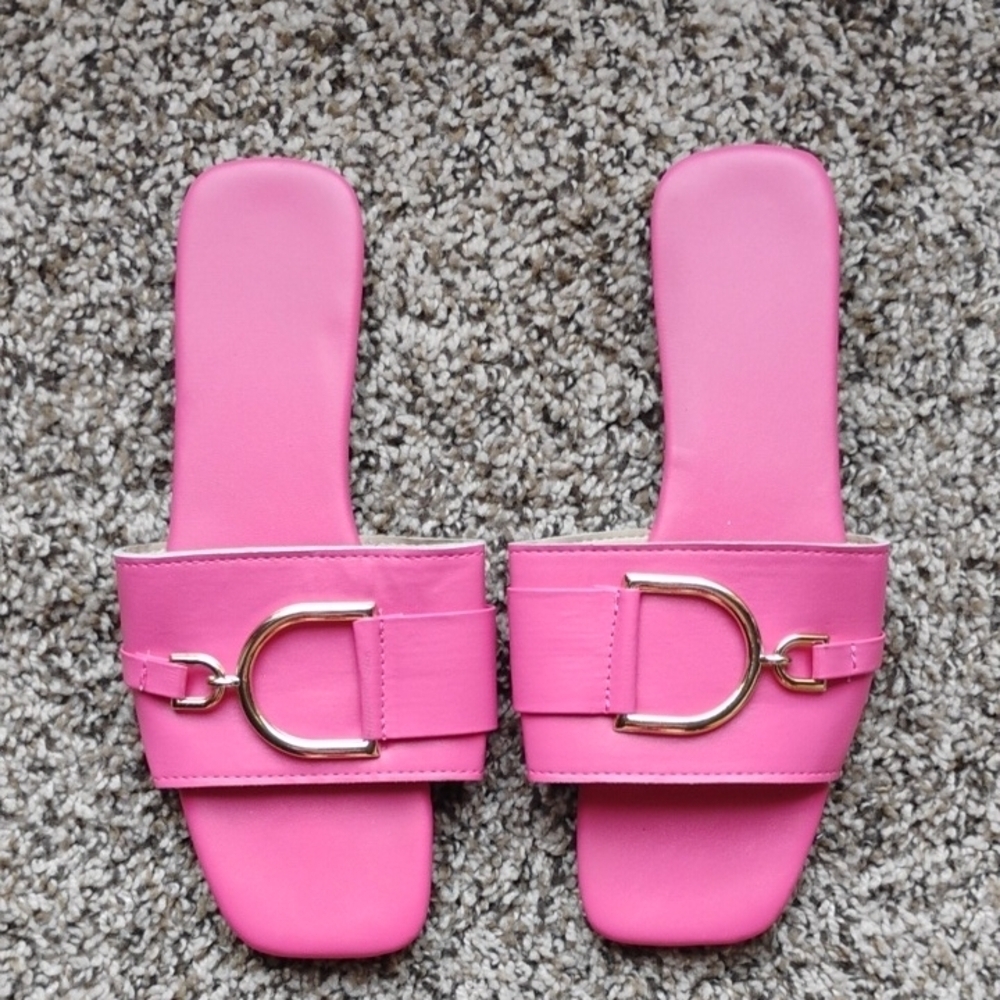 NEW Pink Gold‑Hardware Slide Sandal Size 7.5
